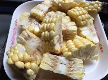 玉米排骨汤的做法图解8