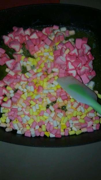 粉色花生牛扎糖的做法步骤3