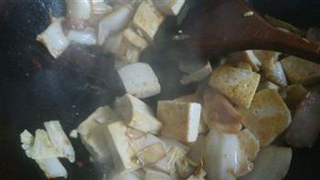 家常豆腐烧白菜的做法步骤6