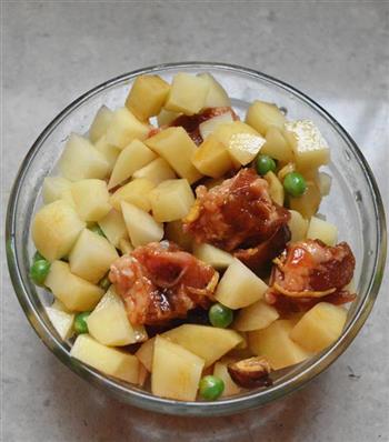 排骨香菇土豆焖饭的做法步骤5