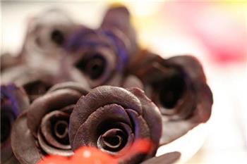 手工巧克力玫瑰花的做法步骤17