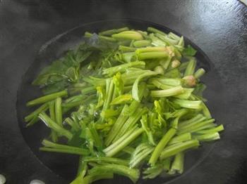 凉拌菠菜的做法步骤3
