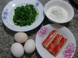 韭菜蟹柳鸡蛋饼的做法步骤1