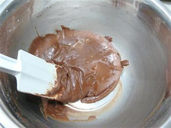 巧克力淋面可可卷的做法步骤3