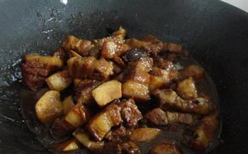 杏鲍菇红烧肉的做法步骤15