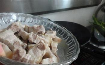 杏鲍菇红烧肉的做法步骤7