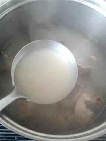 奶白骨头汤的做法步骤6