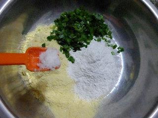 烤香肠韭菜玉米卷的做法图解3