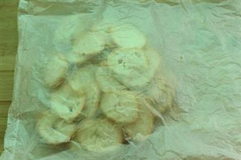 自制面包糠的做法步骤6