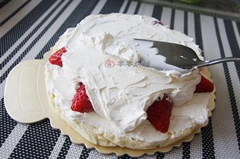 黄桃草莓裸蛋糕的做法步骤16