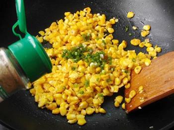 椒盐玉米粒的做法步骤9