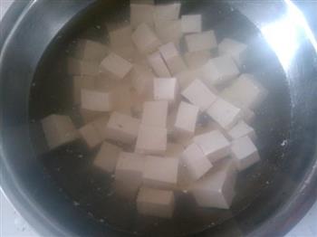 海鲜菇肉末豆腐的做法步骤2