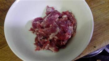 辣白菜牛肉的做法步骤3