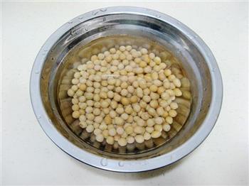 黄豆花生小麦仁豆浆的做法图解1