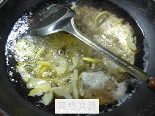 梅干菜肉片炒雷笋的做法图解4
