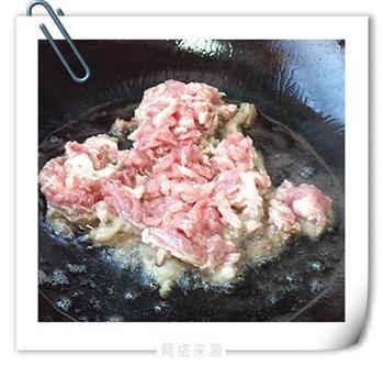 木耳榨菜肉丝面的做法步骤4
