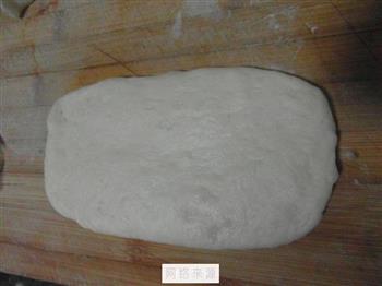 豆沙面包圈的做法步骤1