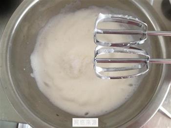 六寸酸奶戚风蛋糕的做法步骤7