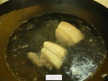 蒜苔香干回锅肉的做法步骤3