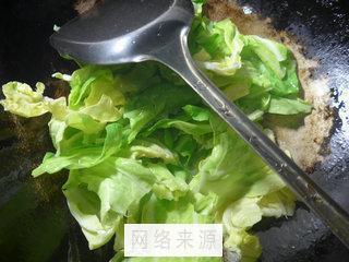 榨菜牛心菜炒年糕的做法图解4