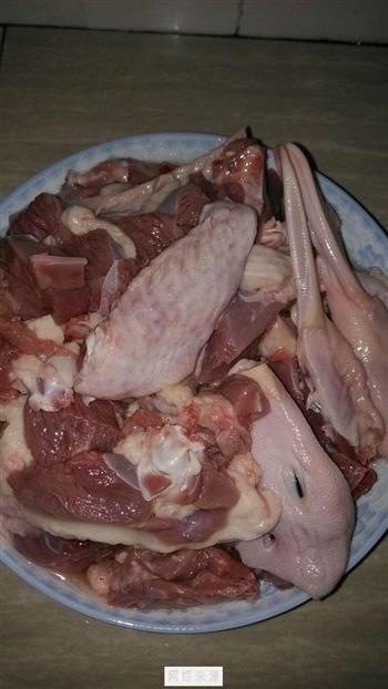 干锅鸭肉的做法图解1