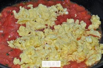 番茄蛋卤菠菜面的做法步骤16