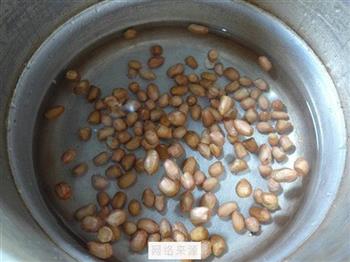 尖椒炒花生米的做法步骤3