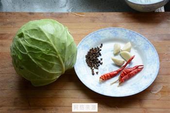 炝炒圆白菜的做法步骤1