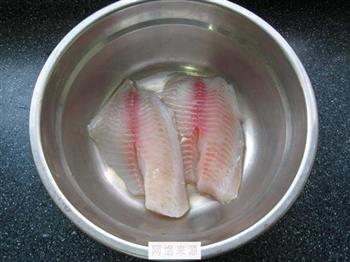 青芥鲷鱼土豆沙拉的做法步骤2