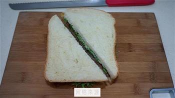 荷美尔培根三明治的做法步骤8