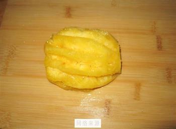 菠萝果冻的做法图解1