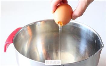 鸡蛋壳布丁的做法图解1