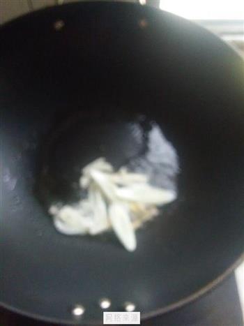 豆腐卷炒韭菜的做法步骤4