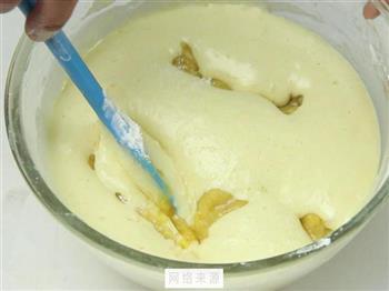 香蕉海绵蛋糕的做法步骤4