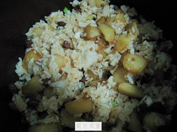 咸肉土豆焖饭的做法步骤8