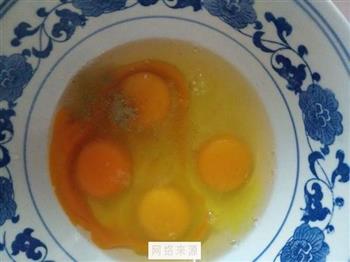 香葱西红柿炒鸡蛋的做法步骤3
