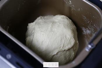 椰蓉面包的做法步骤4