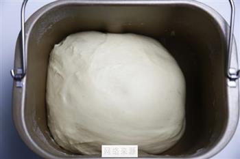 椰蓉面包的做法步骤6