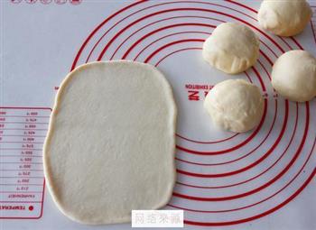 热狗面包的做法步骤5