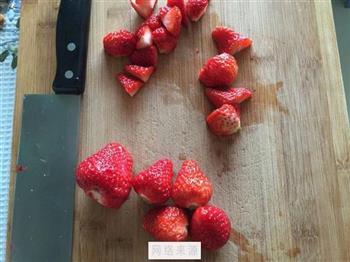 草莓椰奶冻的做法图解3