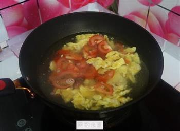 番茄煎蛋汤的做法步骤7