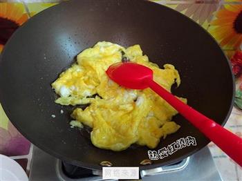 鸡蛋炒丝瓜的做法图解4