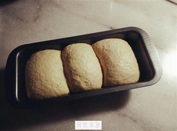 全麦土司面包的做法步骤6
