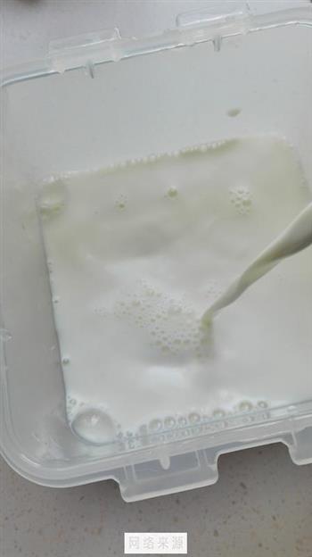 自制希腊酸奶的做法图解2