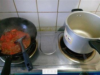 西红柿牛肉汤的做法图解2