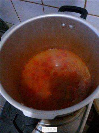 西红柿牛肉汤的做法图解3