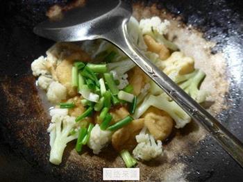 油豆腐炒花菜的做法步骤10
