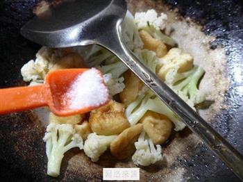 油豆腐炒花菜的做法步骤9