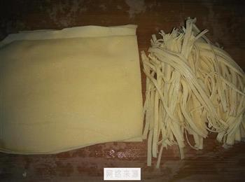 葱油豆腐皮的做法步骤1