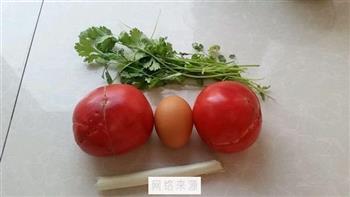 番茄蛋花汤的做法图解1